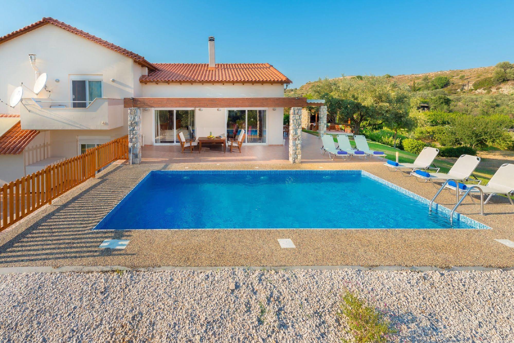Olive Private Villa Swimming Pool 5 Bdr Kolymbia Rhodes エクステリア 写真